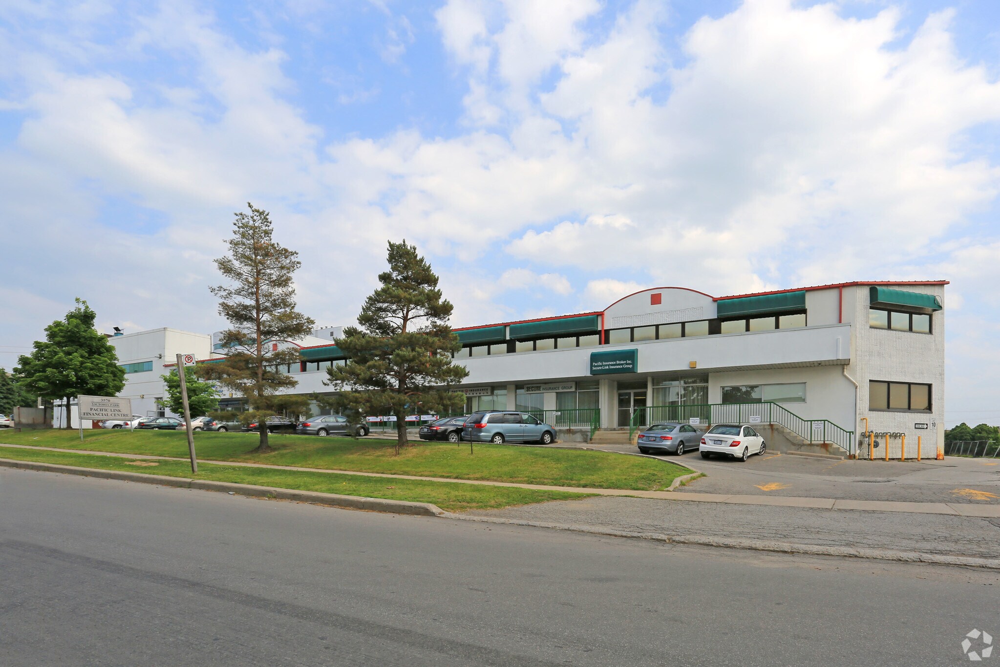 3570 Victoria Park Ave, Toronto, ON for sale Primary Photo- Image 1 of 1