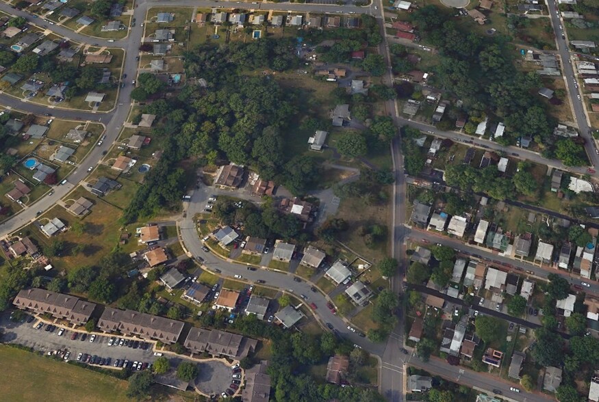 900 Main St, Brookhaven, PA à vendre - Photo du bâtiment - Image 3 de 13