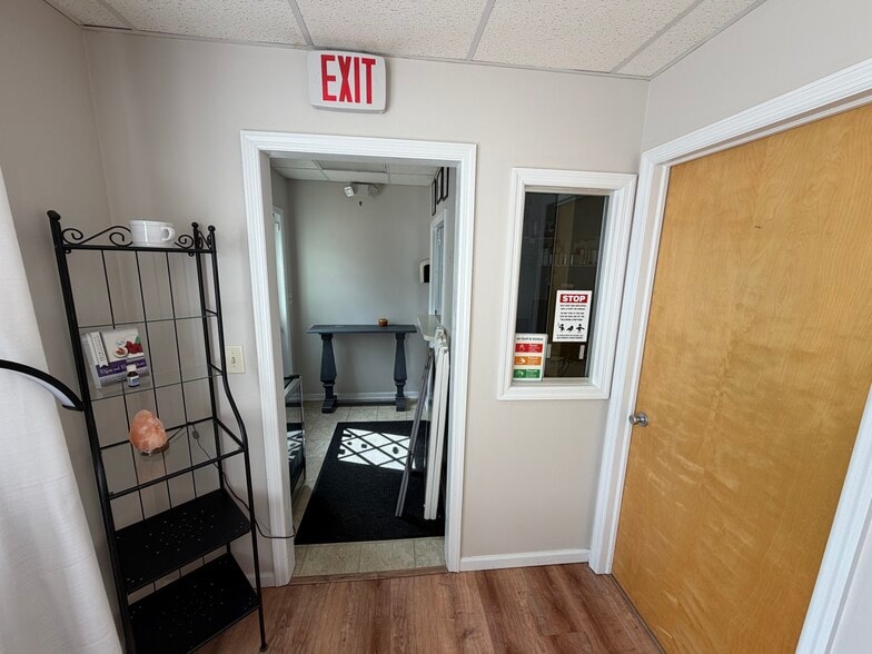204-208 S Main St, Manville, NJ for lease - Building Photo - Image 2 of 11