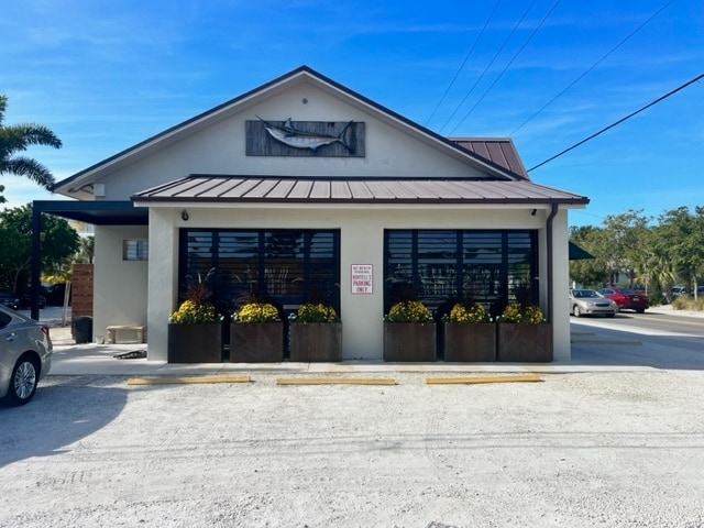 10002 Gulf Dr, Anna Maria, FL for sale - Building Photo - Image 2 of 29