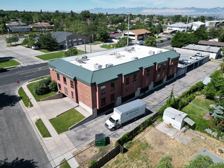 1787 Fort Union Blvd, Salt Lake City, UT for lease - Building Photo - Image 3 of 7