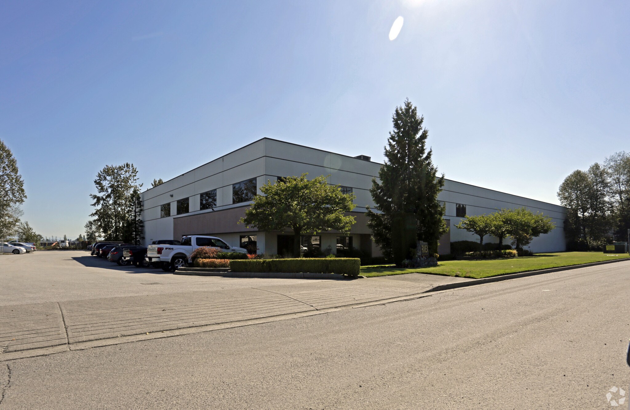 9726 186 St, Surrey, BC for sale Primary Photo- Image 1 of 1