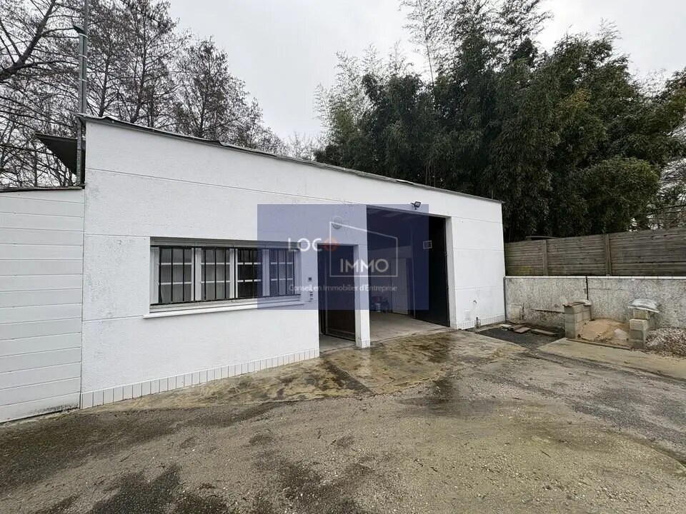 Flex in Martignas-sur-Jalle for lease Building Photo- Image 1 of 5