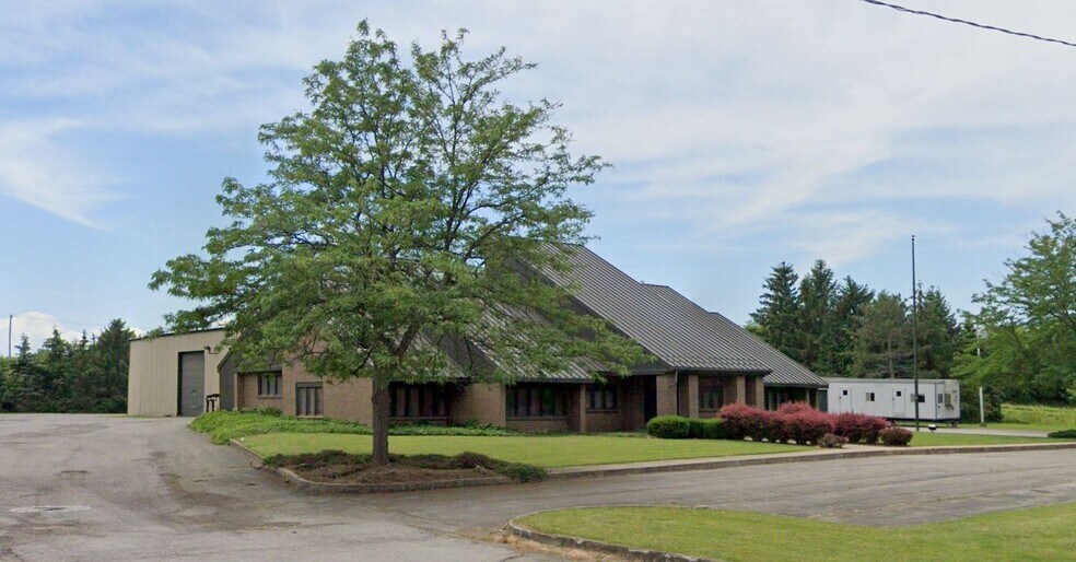 250 State St, Brockport, NY à vendre - Photo du bâtiment - Image 3 de 6