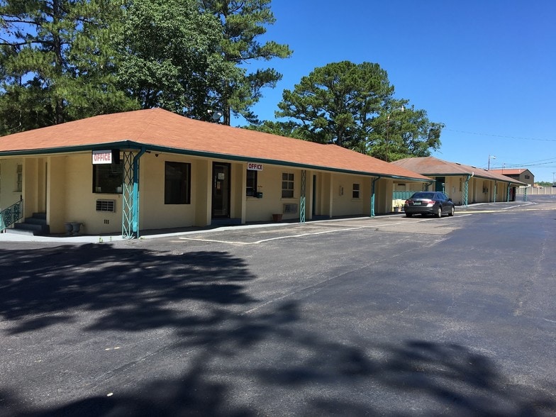 1834 2nd Ave NW, Cullman, AL for sale - Primary Photo - Image 1 of 2