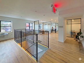 3923 Carpenter Ave, Bronx, NY for lease Interior Photo- Image 2 of 8