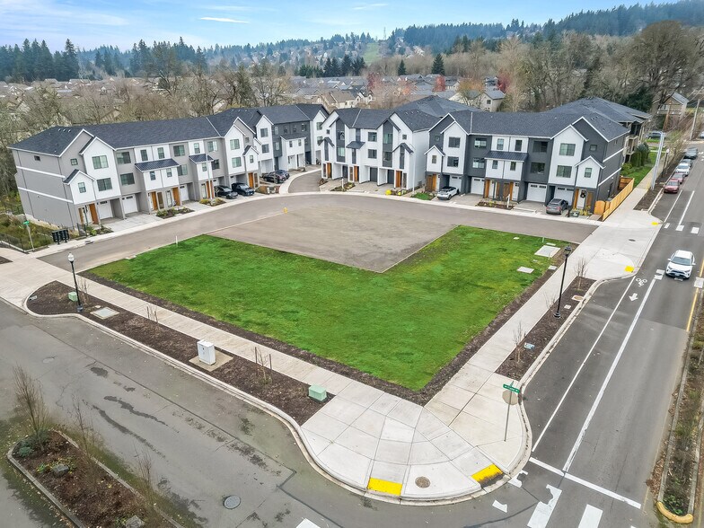 16948 SW 132nd Ter, Tigard, OR à vendre - Photo du bâtiment - Image 2 de 23