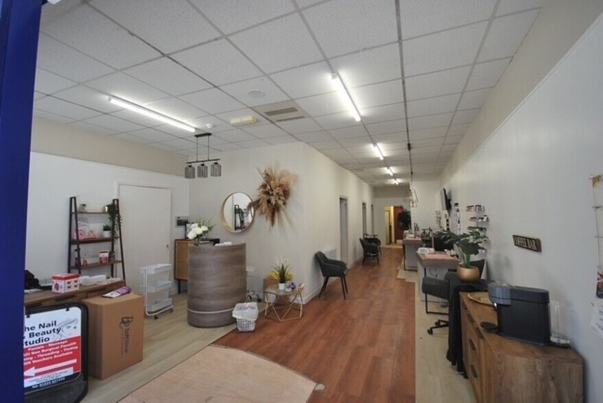 49 High St, Leven à louer - Photo du bâtiment - Image 2 de 5