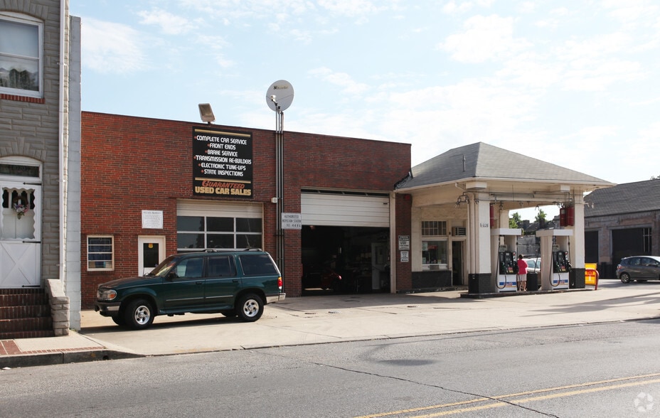 1022 Eastern Ave, Baltimore, MD for sale - Building Photo - Image 2 of 2