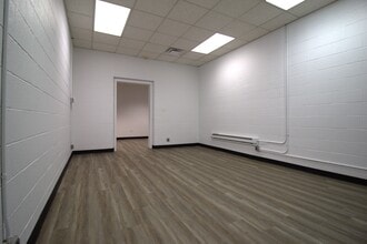 127-133 W Michigan Ave, Ypsilanti, MI for lease Interior Photo- Image 1 of 4