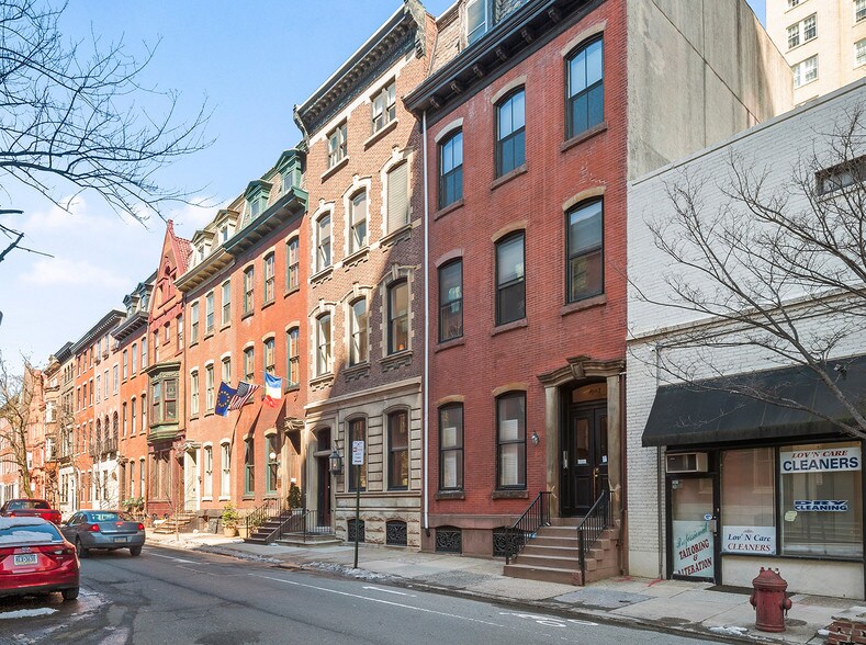 1905 Spruce St, Philadelphia, PA à louer - Photo du bâtiment - Image 2 de 23