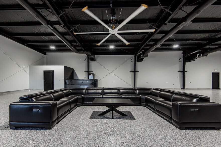 1551 E World Blvd, Fort Mohave, AZ à vendre - Photo du bâtiment - Image 3 de 34