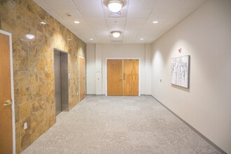 300 E University Ave, Gainesville, FL à louer Photo du bâtiment- Image 2 de 30