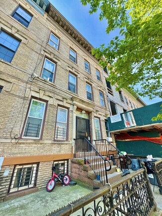 Plus de détails pour 538 Bainbridge St, Brooklyn, NY - Multi-résidentiel à vendre