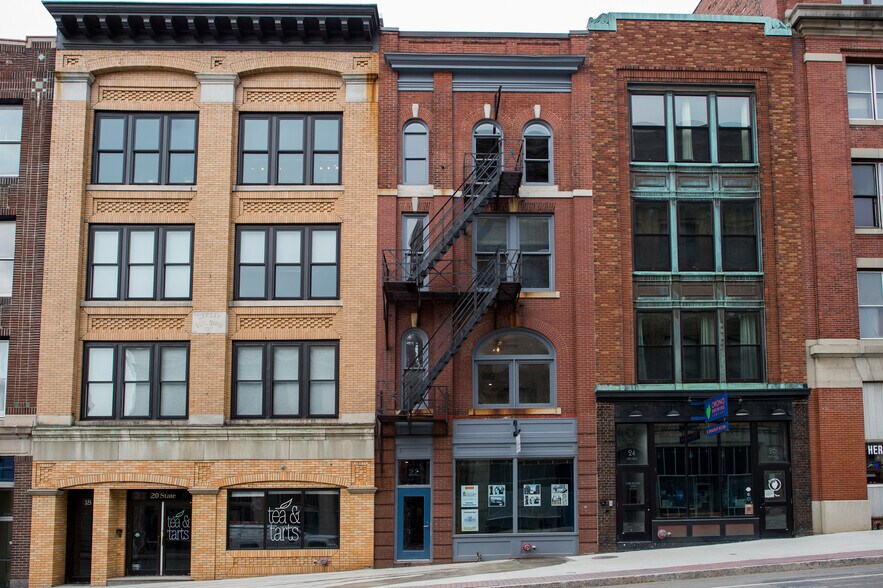 22 State St, Bangor, ME à louer - Photo du bâtiment - Image 2 de 13