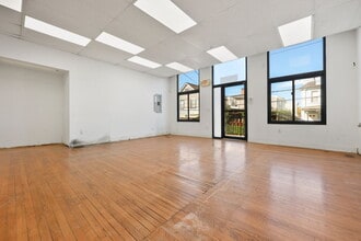 13 N Water St, Greenwich, CT for lease Interior Photo- Image 2 of 13