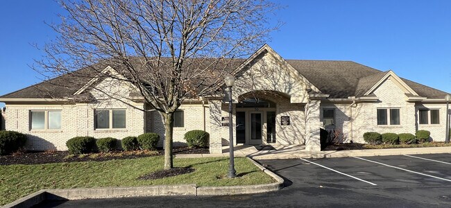 More details for 55-90 Rhoads Center Dr, Dayton, OH - Office for Lease