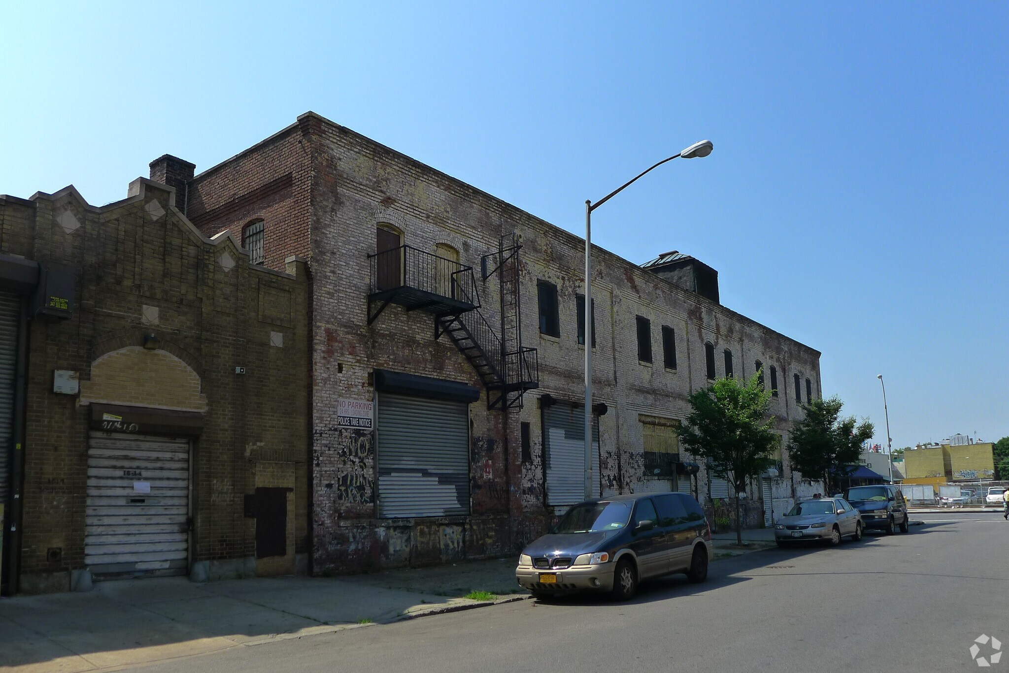 16-12 Madison St, Flushing, NY à louer Photo principale- Image 1 de 4