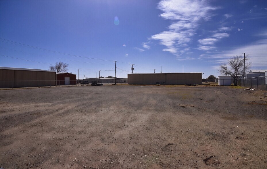 1700 Dakota Ave, Midland, TX for lease - Building Photo - Image 3 of 6