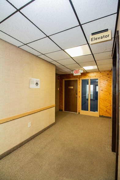 10 Winthrop St, Worcester, MA for lease - Building Photo - Image 2 of 26