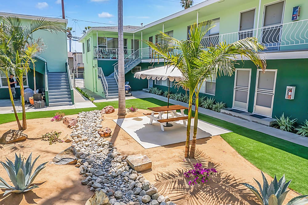 1212 E 3rd St, Long Beach, CA for sale Primary Photo- Image 1 of 11