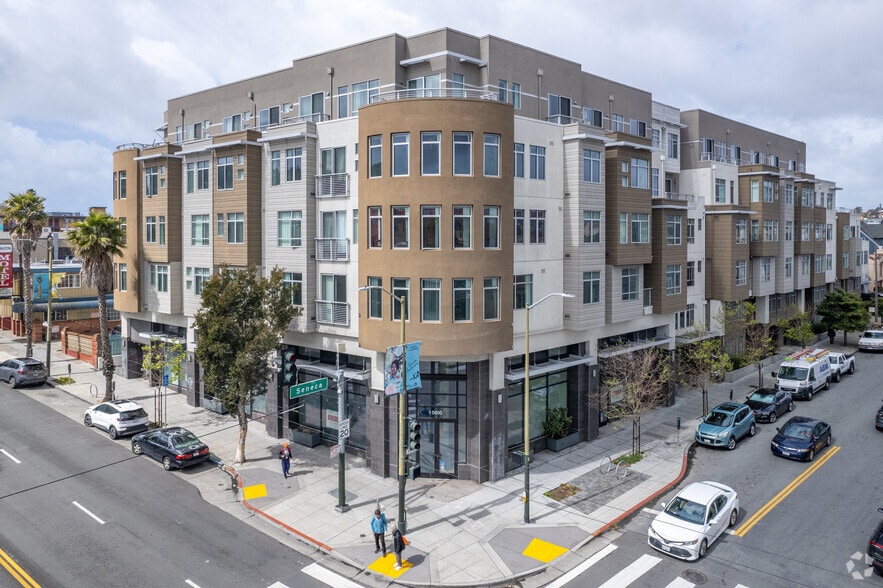 33 Seneca Ave, San Francisco, CA for lease - Primary Photo - Image 1 of 16