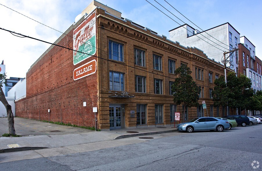 250 Brannan St, San Francisco, CA à louer - Photo du bâtiment - Image 3 de 12