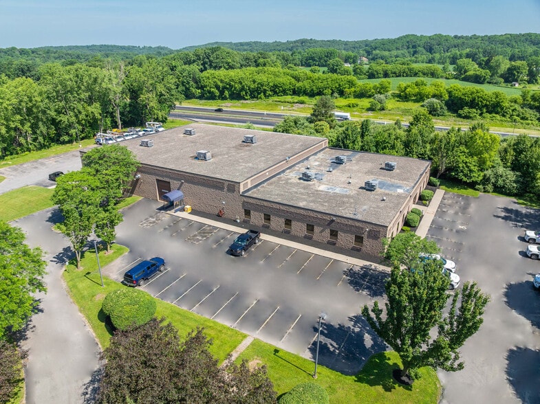 580 Fishers Station Dr, Victor, NY for lease - Building Photo - Image 3 of 28