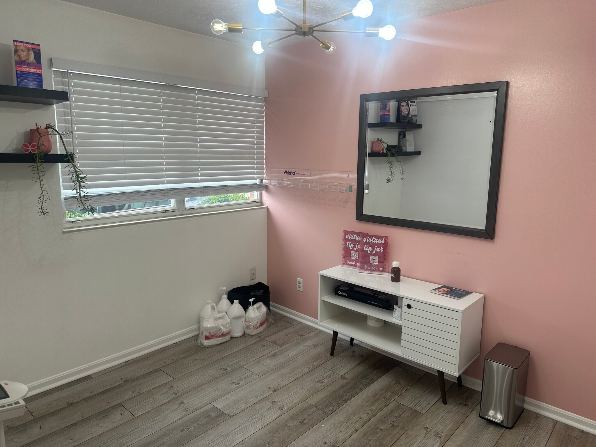 5598 Glenway Ave, Cincinnati, OH à louer Photo intérieure- Image 1 de 16