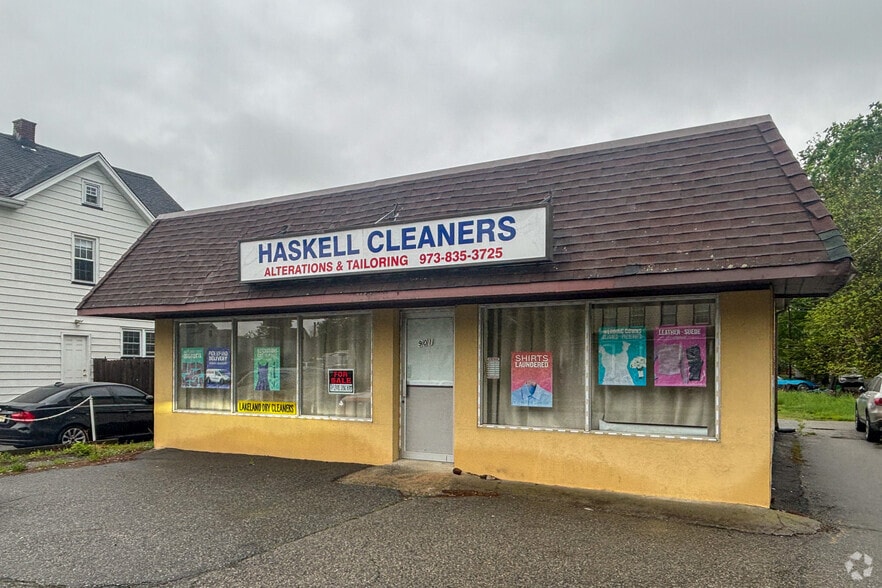 901 Ringwood Ave, Haskell, NJ for sale - Building Photo - Image 2 of 5