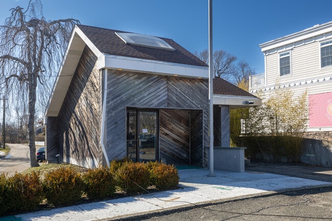 Plus de détails pour 16 Spring St, Sag Harbor, NY - Bureau/Commerce de détail à louer