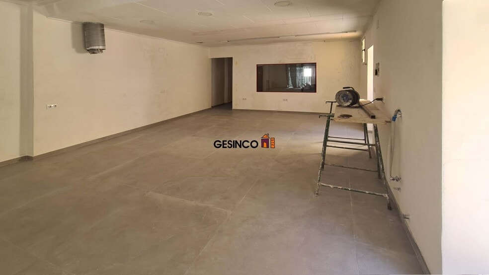 Retail in Ontinyent for lease - Building Photo - Image 3 of 9