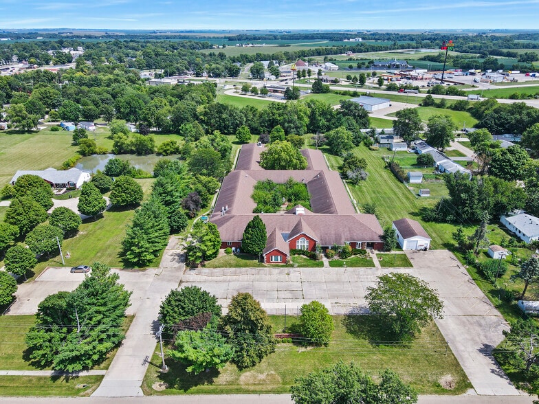 509 S Buck Rd, Le Roy, IL for sale - Building Photo - Image 3 of 22