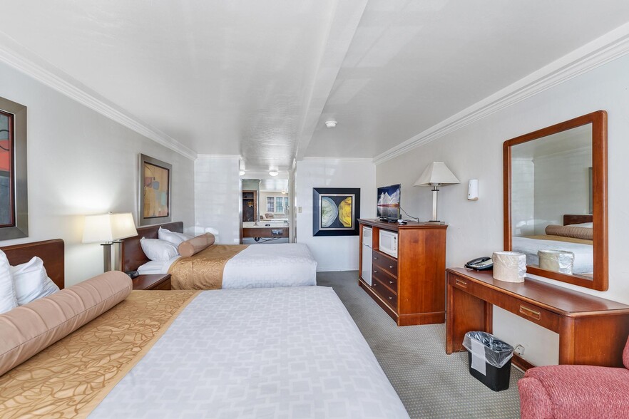 423 W Main St, Vernal, UT for sale - Interior Photo - Image 3 of 53