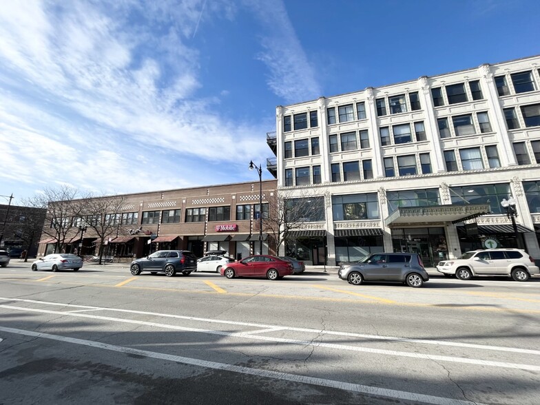 4704-4718 N Broadway St, Chicago, IL à vendre - Photo du bâtiment - Image 1 de 1