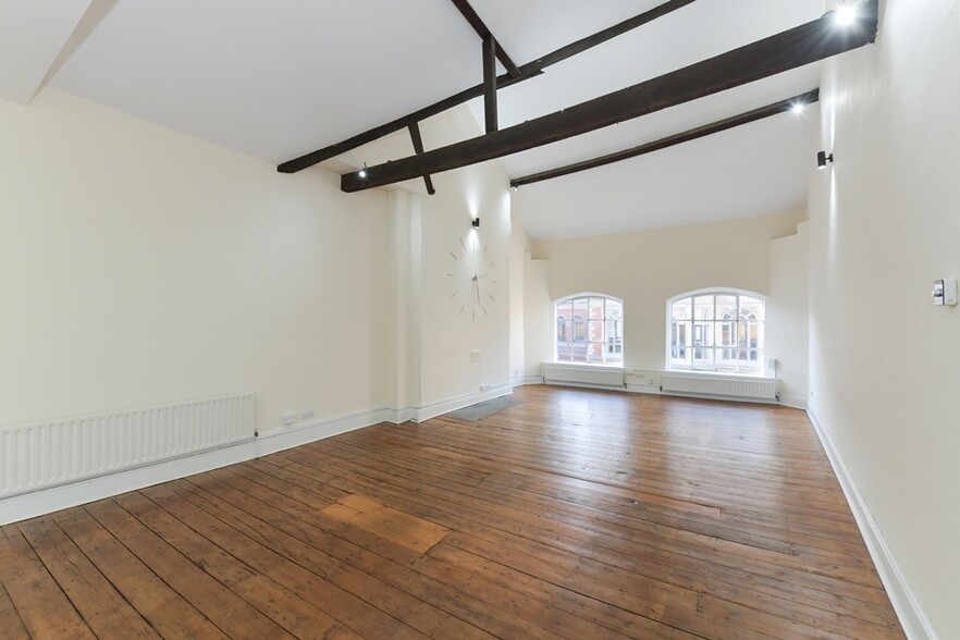 19 Stoney St, Nottingham for lease - Interior Photo - Image 2 of 9