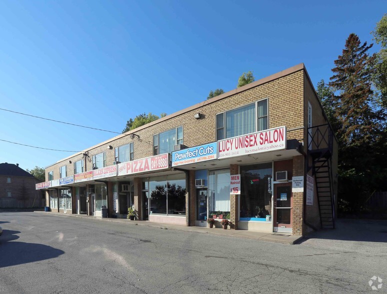 706-718 Scarlett Rd, Toronto, ON for lease - Primary Photo - Image 1 of 4