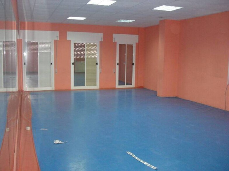 Commerce de détail dans El Ejido, Almería à vendre - Photo du bâtiment - Image 3 de 9