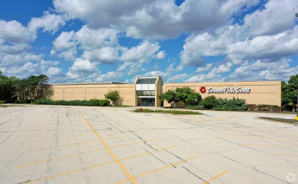 4 Stratford Square Mall, Bloomingdale, IL à vendre - Photo principale - Image 1 de 1