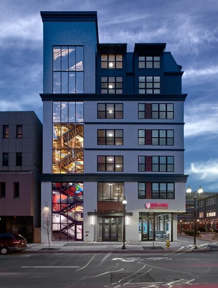 520 Hamilton St, Allentown, PA for lease - Building Photo - Image 2 of 7