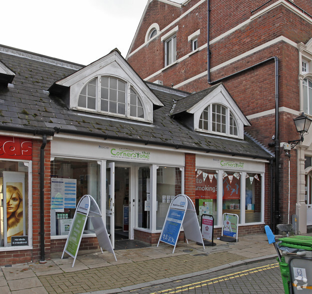 Sir Isaacs Walk, Colchester à louer - Photo du bâtiment - Image 2 de 2