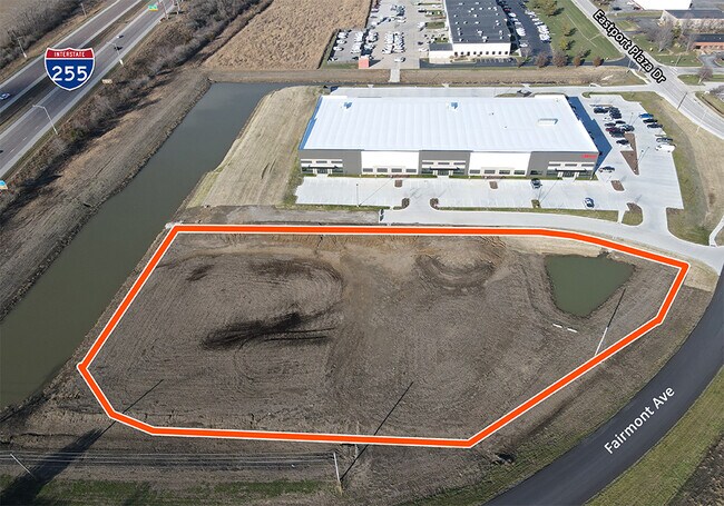 Plus de détails pour 105 Commerce Center Dr, Collinsville, IL - Terrain à vendre