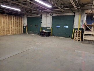 Plus de détails pour 3817 Lake Shore Dr E, Dunkirk, NY - Industriel à louer