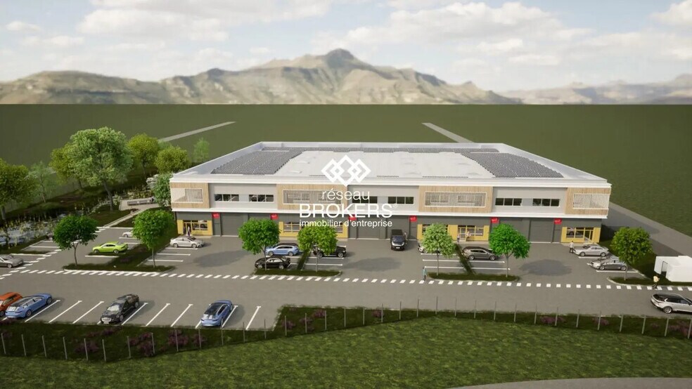 Industrial in Rousset for sale - Building Photo - Image 2 of 6