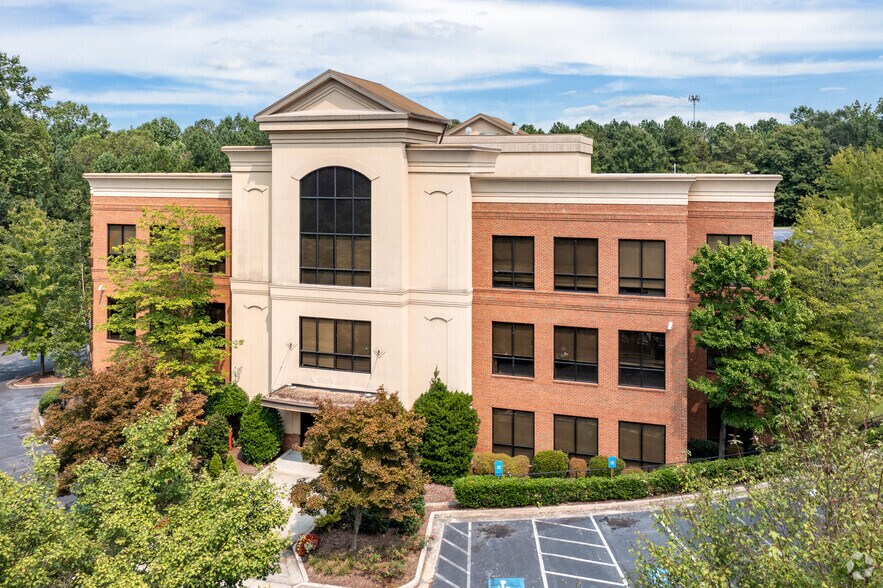 3915 Cascade Rd, Atlanta, GA à louer - Photo du bâtiment - Image 2 de 21