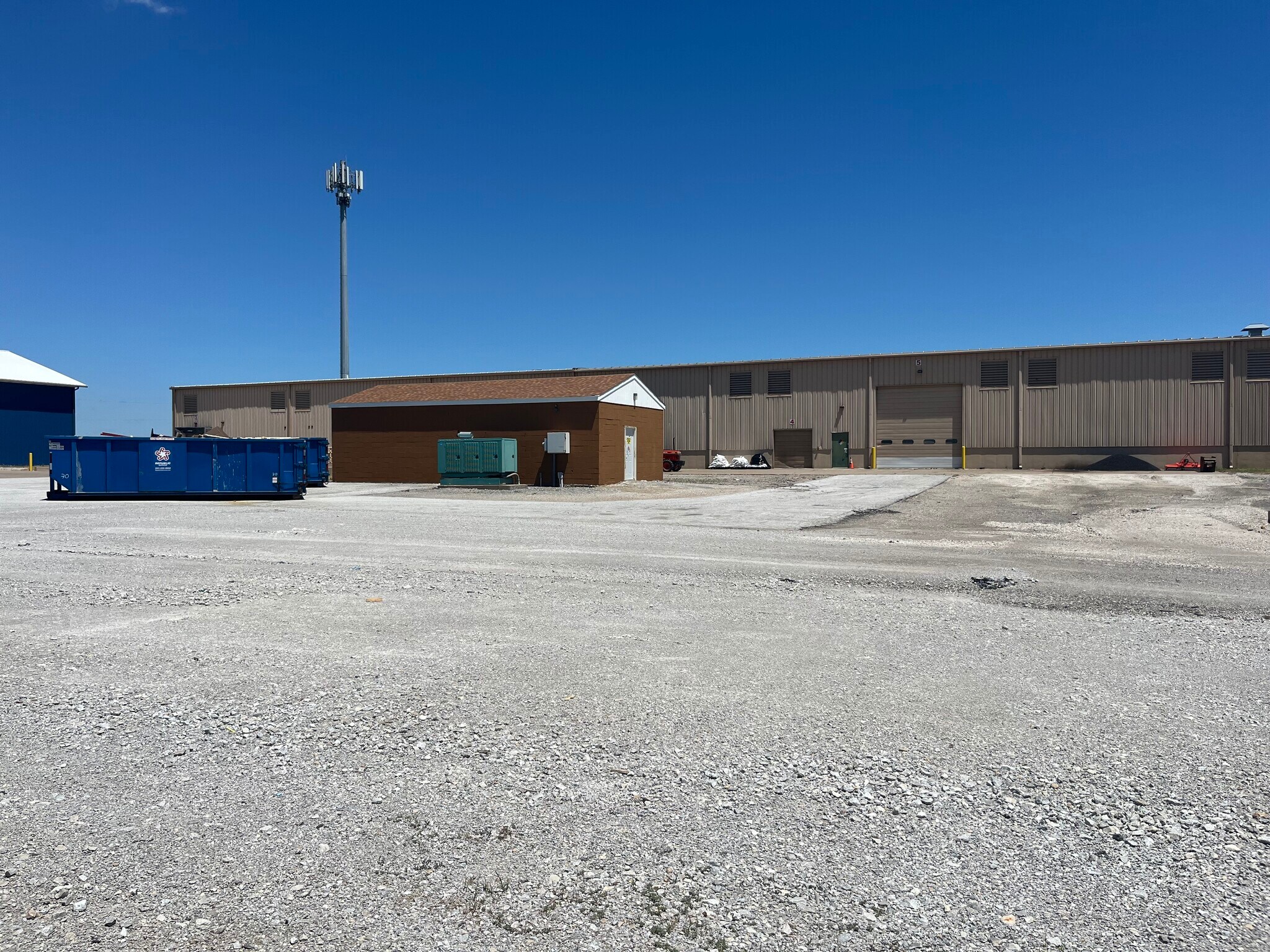 163 Iowa 80 Rd, Walcott, IA for lease Primary Photo- Image 1 of 4