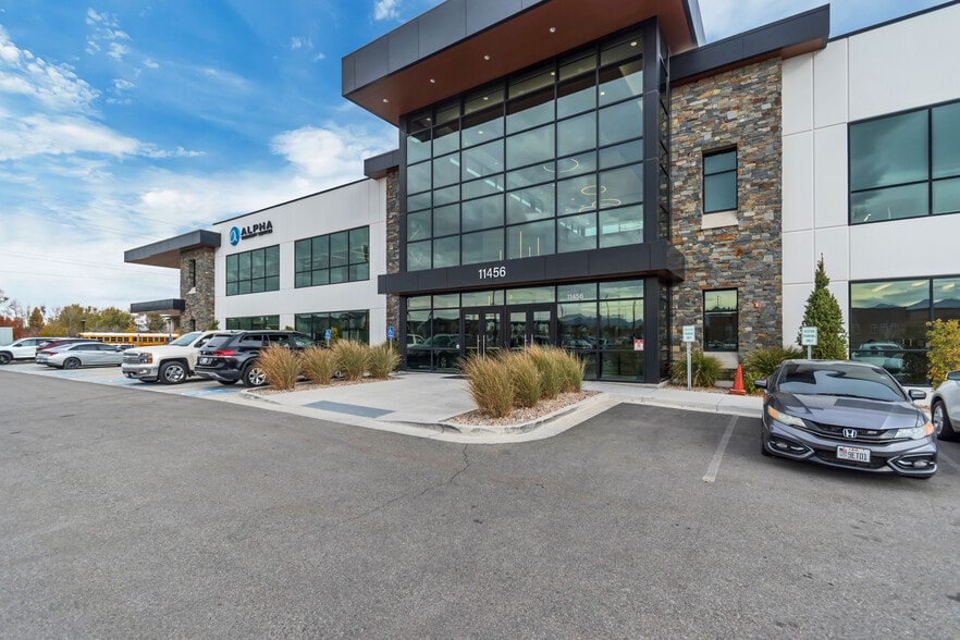 11456 1300 w, South Jordan, UT for lease - Building Photo - Image 2 of 3
