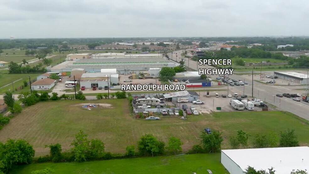 6149 Spencer Hwy, Pasadena, TX à vendre - Vidéo sur l’inscription commerciale - Image 2 de 21