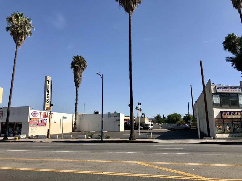 20930 Sherman Way, Canoga Park, CA for lease - Building Photo - Image 3 of 16