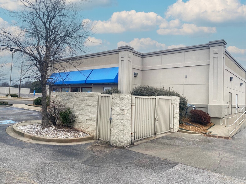 1277 E Shelby Dr, Memphis, TN for sale - Building Photo - Image 2 of 4